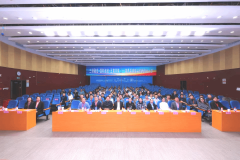 <b>也进一步激发了财产从体的立异活力取成长动</b>